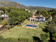 Villa Altos Reales € 13.800.000,-