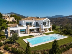Villa El Herrojo Alto € 9.980.000,-